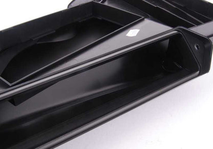 Tapa superior izquierda carcasa del microfiltro OEM 64316958815 para BMW Serie 3 {E90, E90N, E92, E92N, E93, E93N}. Recambio original BMW.