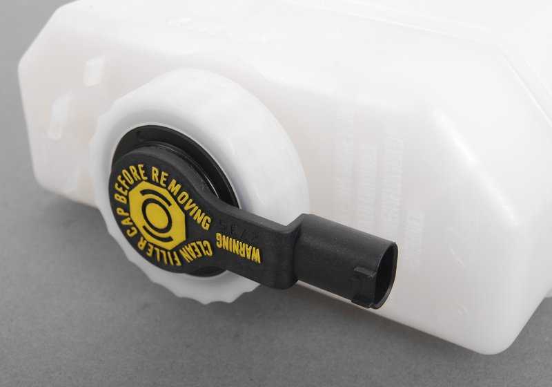 Depósito de freno con sensor OEM 34326750798 para BMW E46 {316i, 316Ci} todos los modelos y versiones compatibles. Recambio original BMW.