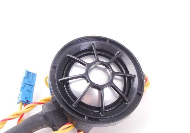 Tweeter OEM 65139184794 para BMW F20, F21, F23, F34, F32, F33, F82, F83, F10, F11, F90, G30, G31, F12, G32, G11, G12, F48, i12, i15 y para MINI F55, F56, F57, F54, F60, R60. Original BMW y MINI.