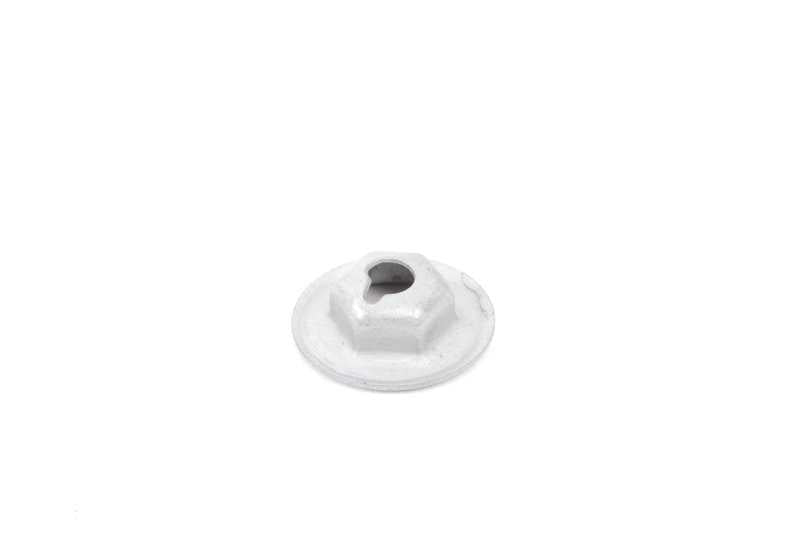 Tuerca de chapa para BMW E81, E82, E87, E88, F40, F52, F22, F23, F44, F45, F46, F87, F30, E90, E91, E92, E93, F32, E34, E39, E60, E61, F90, G30, G31, G38, E63, E64, G32, E32, E38, E65, E66, G11, G12, G70, E31, F91, F92, F93, G14, G15, G16, E84, F48, F49,