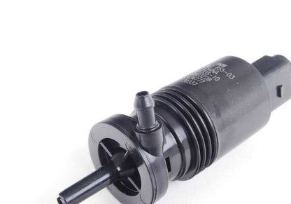 Bomba del lavaparabrisas OEM 67126963855 para MINI Cabrio R52 Cooper, Cooper S, One… y más. Original MINI.
