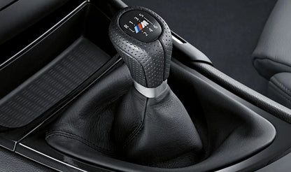 Pomo deportivo cambio 6 marchas OEM 25118037304 para BMW E81, E82, E87, E87N, E88. Original BMW.