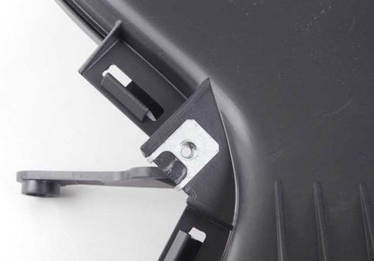 Conducto de refrigeración freno derecho OEM 51748046300 para BMW E82 y E88. Original BMW.