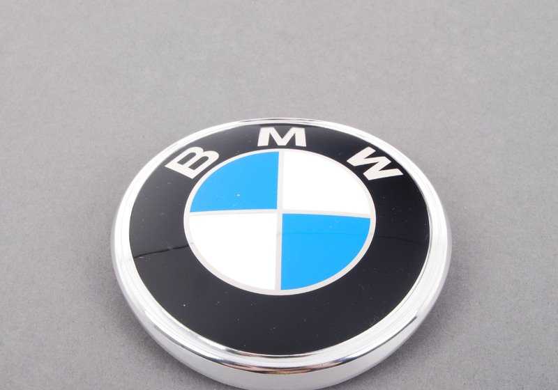 Emblema trasero OEM 51141872327 para BMW E12. Original BMW.