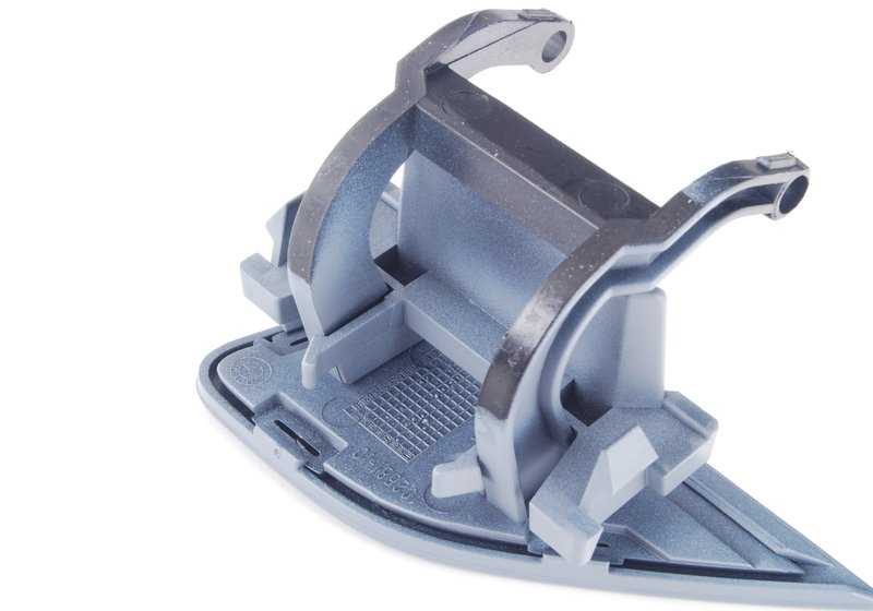 Tapa de remolque imprimada derecha OEM 51117142162 para BMW E65, E66. Original BMW.