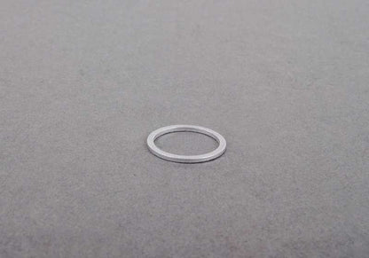 Arandela de sellado OEM 07119963300 para BMW {E30, E36, E90, E92, E93, E12, E39, E60, E61, F90, G30, G31, G90, E24, E63, E64, E32, E38, F01, F02, G11, G12, G70, E31, F91, F92, F93, G14, G15, G16, E53, G05, F95, G06, F96, G07, E52}. Original BMW.