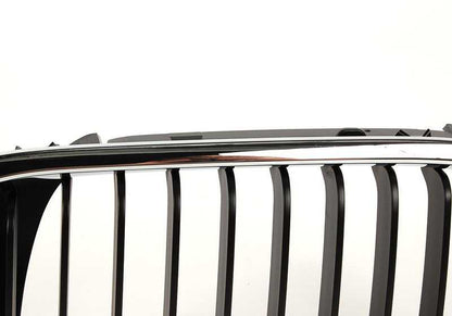 OEM decorativo esquerdo OEM 51137030545 para BMW E46 316i (modelos AL11, AL21, AL22, AL51, AN72, AN82, AX31, AX32, AX41). BMW original de cor preta.