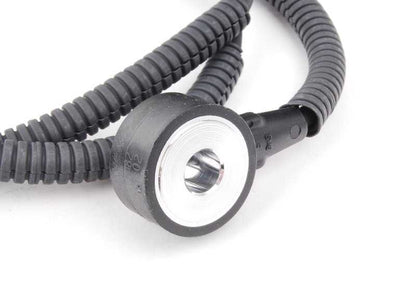 Sensor de detonação para BMW E81, E87, F10, F11, E63, F01, E84, F25, E70, E89 (OEM 13627566785). BMW original.