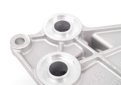 Connection flange OEM 11421435096 for BMW X5 E53. Original BMW piece.