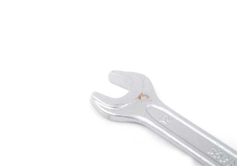 Double end key for BMW 3 Series E21, E30, E36, E46, E90N, 5 Series E12, E28, E34, E39, E60, E60N, 6 Series E63, E63N, E64, E64N, 7 Series E23, E32, E65, X3 E83, E83N, X5 E53, MINI R50, R52, 3 (OEM 71111126148). Genuine BMW