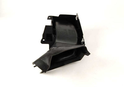 Conducto de aire freno delantero derecho OEM 51717069518 para BMW E46. Original BMW.