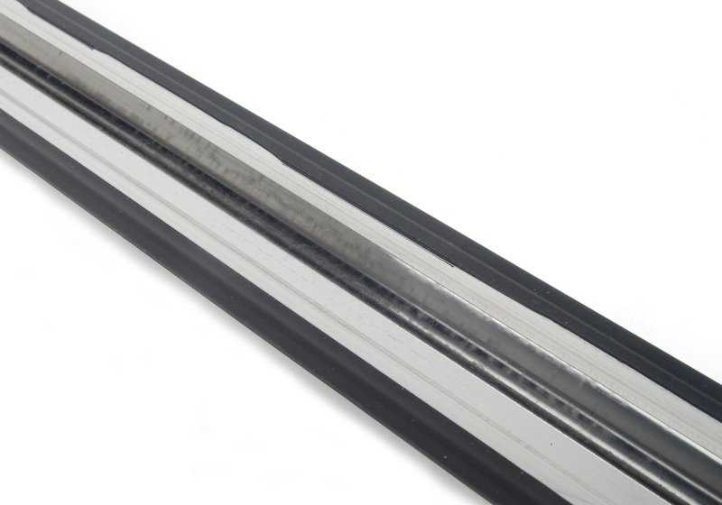 Rechte hintere Seite OEM 51131831474 für BMW E21 (alle Modelle). Original BMW.