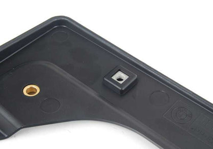 Portamatrículas trasero OEM 51187000814 para BMW F30, F31, F32, F33, F34, F36, F10, F11, G30, G31, X3 F25, X4 F26, X5 F15, X6 F16. Apto para formato US. Original BMW.