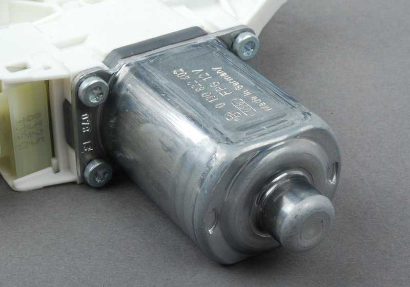 Motor del elevalunas izquierdo OEM 67627189231 para BMW E92 316i, 318i, 320d (todos los modelos compatibles). Sólo para mecanismo del lado izquierdo. Original BMW.