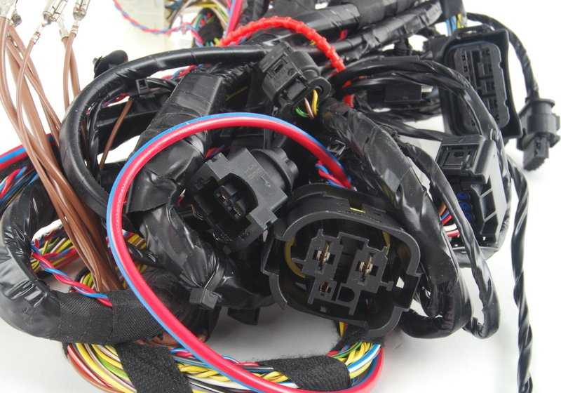 Reparo de fiação para BMW E90, E91, E92, E93 (OEM 61119180531). BMW originais.