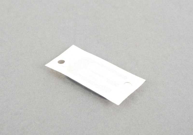 Letra "E" del emblema trasero OEM 51141916138 para BMW E30 y E28. Pieza original para restaurar insignias originales en modelos clásicos. Original BMW.