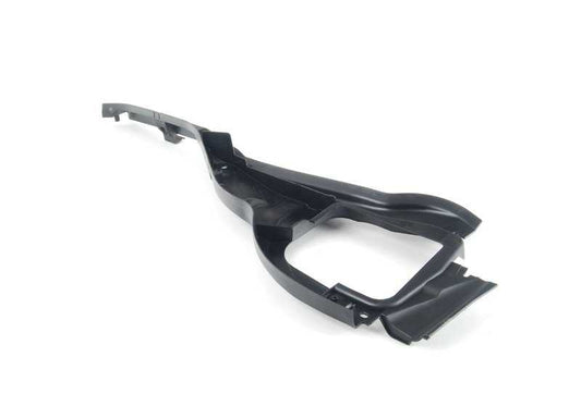 Unterhalb des linken Gehäuses des OEM -Mikrofilters 64316958817 für BMW E90 M3, E92 M3 und E93 M3. Kompatibel mit allen M3 -Modellen mit S65 -Motor. Originaler BMW -Ersatz.