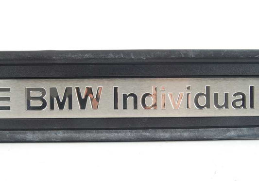 Embellecedor entrada derecha OEM 51478046480 para BMW E92, E92N, E93, E93N. Original BMW.