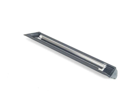 Faixa de pára-choque lateral esquerdo OEM 51131831469 para BMW Série 3 E21 (315, 316). BMW genuíno.