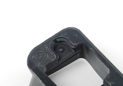 Junta de puerta delantera izquierda OEM 51218402533 para BMW X5 E53 (modelos 3.0d y 3.0i, manual y automático, años 2001-2006). Original BMW.