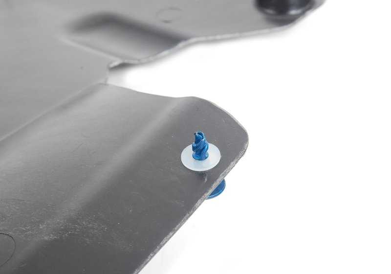 Front engine compartment protection for BMW E60, E60N, E61, E61N (OEM 51757138601). Original BMW.