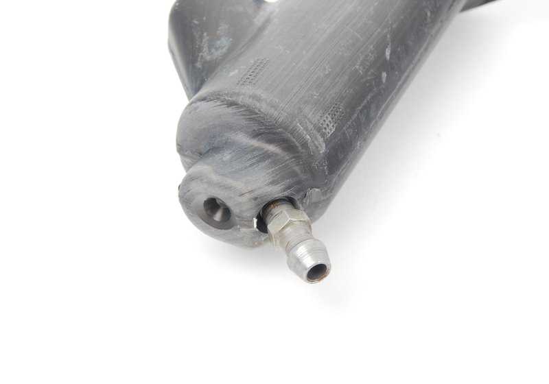 Cilindro do receptor da embreagem para BMW E21, E30, E12, E28, E24, E23 (OEM 21521157212). BMW original.