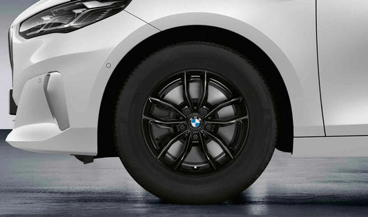 Juego de ruedas de invierno Doble Radio 840 16" OEM 10026535B para BMW Serie 2 U06. Incluye llantas y neumáticos Goodyear Ultra Grip. Apto para invierno. Original BMW.