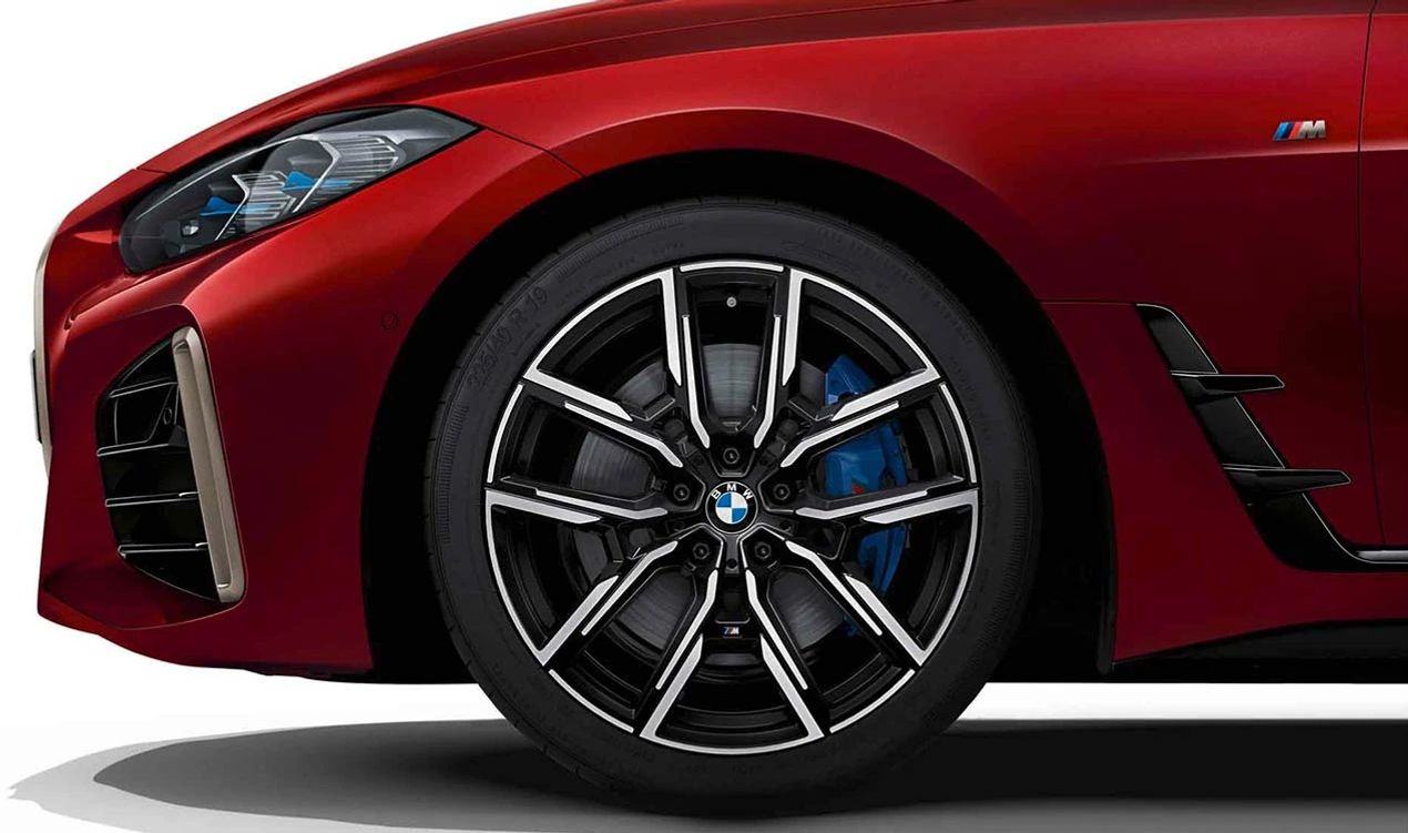 Rueda completa de invierno 19" M Y-Radio 859 OEM 36115A45E15 para BMW G26, G26E, G26F, G26N. Incluye neumático Goodyear Ultra Grip y tapacubos. Original BMW.