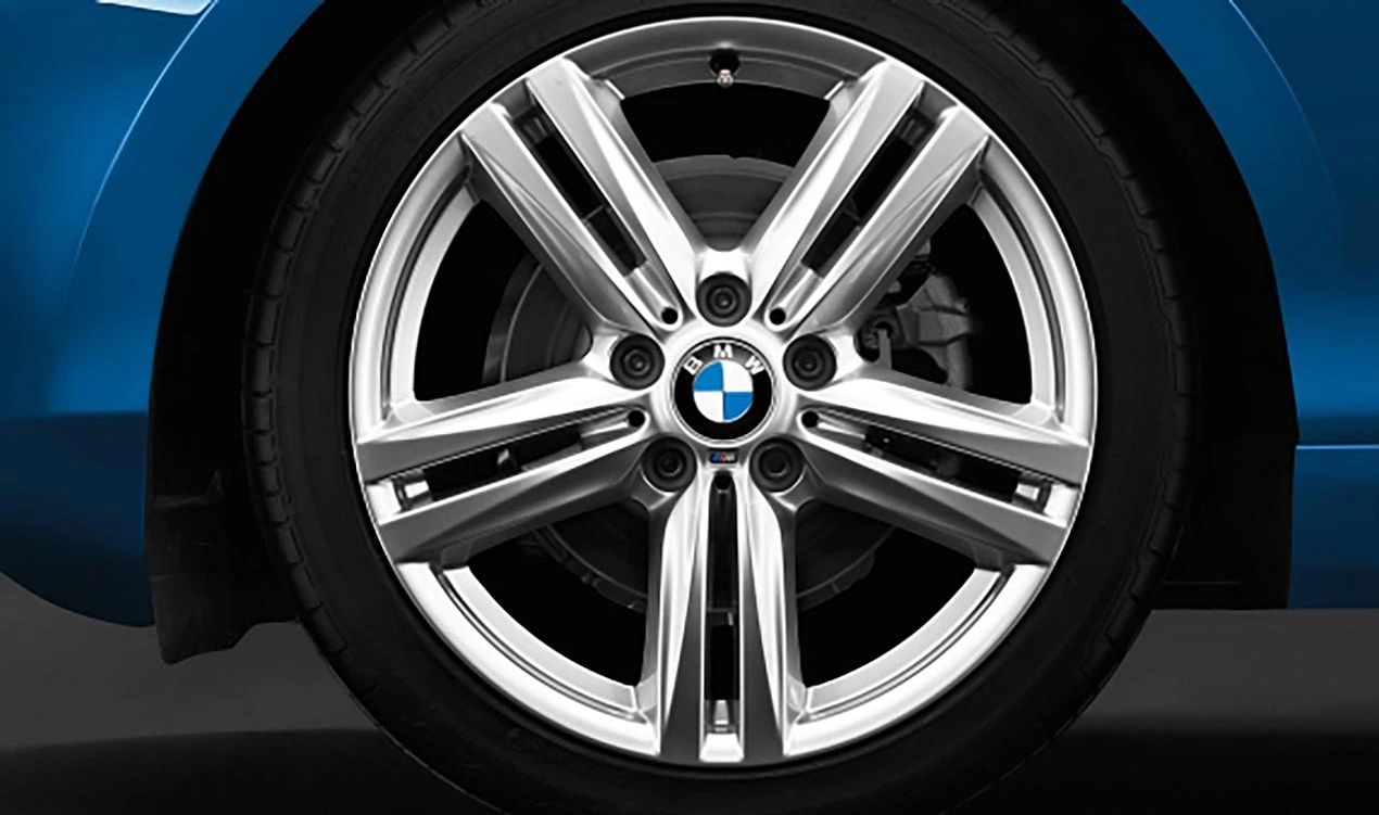 BMW M alloy wheel Design Star 386 Decor Silver 18 "OEM 36117845853 For BMW F20, F20N, F21, F21N, F22, F23. Original BMW.