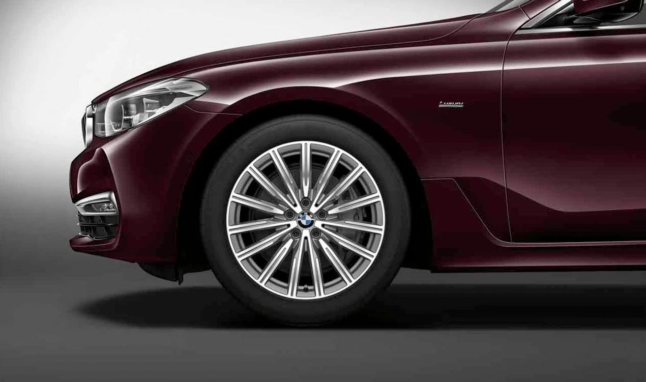 Original BMW alloy wheel multi-spoke design 644 OEM 36116877024 for BMW 6 Series GT (G32).