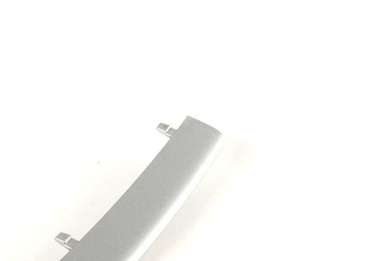 Moulage central OEM 51117181355 pour BMW E90, E91. BMW d'origine.