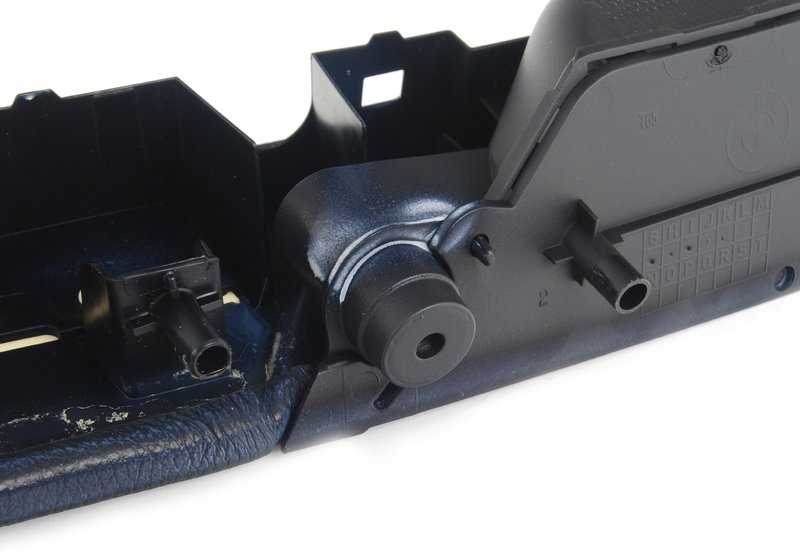 Reposabrazos delantero izquierdo OEM 51419146361 para BMW E90, E91. Original BMW.