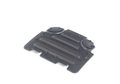 Tapa izquierda del paso de rueda OEM 51718045553 para BMW E82, E88, E90, E90N, E92, E92N, E93, E93N. Original BMW.