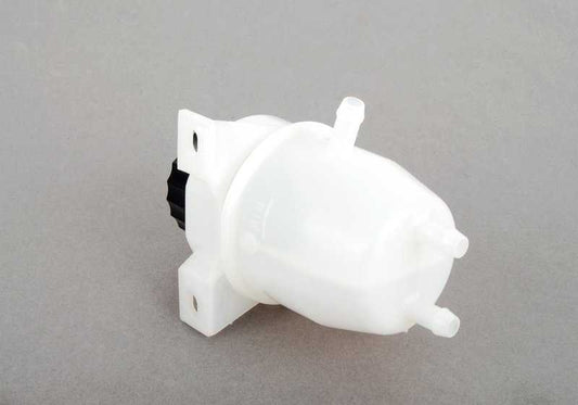 Depósito compensación freno OEM 34321112399 para BMW E21, E12, 114, 1502, 1600, 1602, 2002, 2002ti, 2002tii. Compatible con sistemas de freno de 3 salidas. Original BMW.