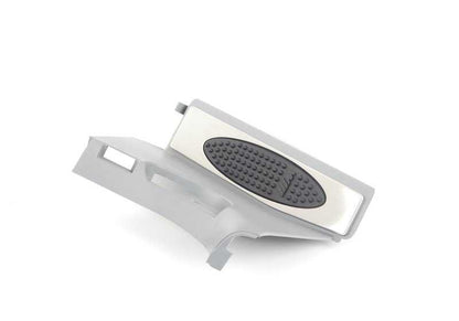 Revestimiento lateral reposapiés M delantero izquierdo OEM 51437902390 para BMW Serie 3 E46. Original BMW.