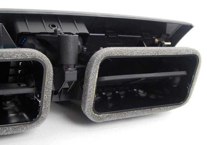 Zentrallüftungsraster OEM 64223415965 für BMW X3 E83 (1,8d, 2,0d, 2,0i) von 2006 bis 2010. Originaler BMW -Ersatz.