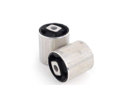 Silentblock de tirante de suspensión OEM 31129068753 para BMW E39, E52. Compatible con modelos 520d, 520i (todos los tipos indicados). Pieza original BMW.