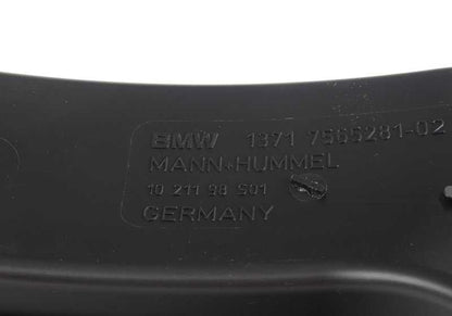Conducto de admisión OEM 13717565281 para BMW (E82, E88). Original BMW.