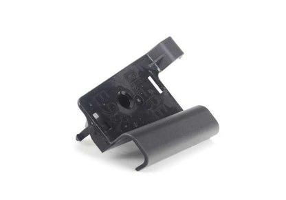 Soporte derecho OEM 51167130690 para BMW E90, E91, E92, E93. Original BMW.