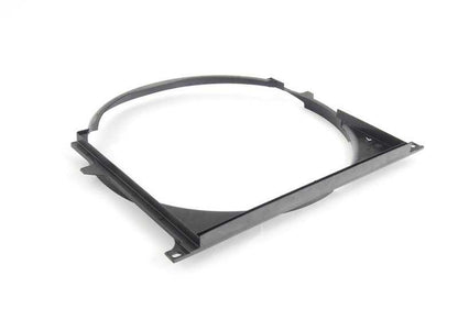 Soporte del ventilador radiador OEM 17111712846 para BMW E30 320i (todos los motores M20, manual y automático, de 1982 a 1991). Original BMW.