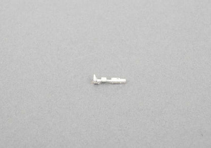 Terminal eléctrico OEM 12527545858 para BMW E81,E82,E87,E87N,E88,F20,F20N,F21,F21N,E90,E90N,E91,E91N,E92,E92N,E93,E93N,F30,F30N,F31,F31N,F34,F35,G20,G21,G28,G80,G81,F32,G26,F07,F10,F11,F18,F90,G30,G31,G38,G60,G61,G68,G90,F06,F12,F13,G32,F01,F02,F04,