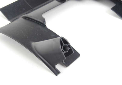 Conducto de aire OEM 17212227344 para BMW E36. Original BMW.