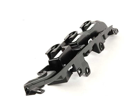 Guía derecha paragolpes delantero OEM 51127030614 para BMW E46. Original BMW.