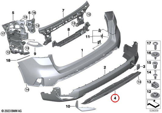 Coperchio inferiore del paraurti posteriore OEM 51129883527 per BMW U11. BMW originale.