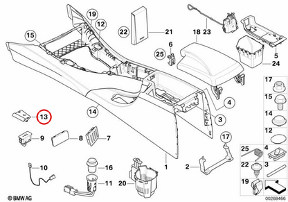 Soporte derecho OEM 51167130690 para BMW E90, E91, E92, E93. Original BMW.
