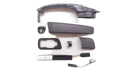Maneta de puerta derecha imprimada OEM 51217408382 para BMW i3 {I01, todos los modelos: 60Ah, 94Ah, 120Ah, con y sin Rex}. Original BMW.