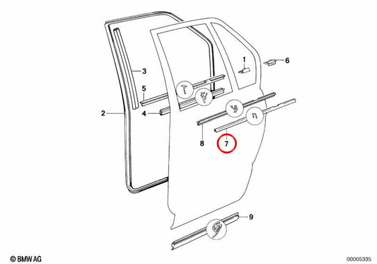 Cubierta izquierda OEM 51221928243 para BMW E32. Original BMW.