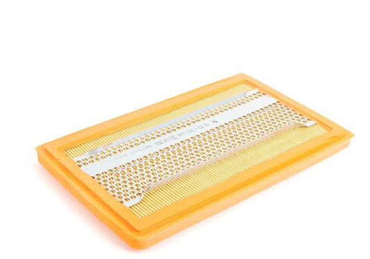 Filtro de aire OEM 13721262600 para BMW E21. Repuesto original BMW, ideal para un mantenimiento correcto del sistema de admisión de aire. Mejora el rendimiento del motor y protege contra impurezas. Original BMW.