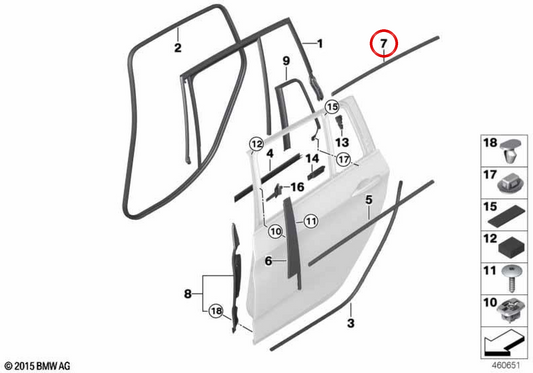 Verzierungen rechter hinterer Türfenster OEM 51357397370 für BMW F46. Original BMW.