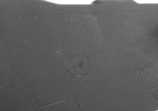 Deflector de aire delantero izquierdo OEM 51717178141 para BMW E82, E87, E88. Original BMW.
